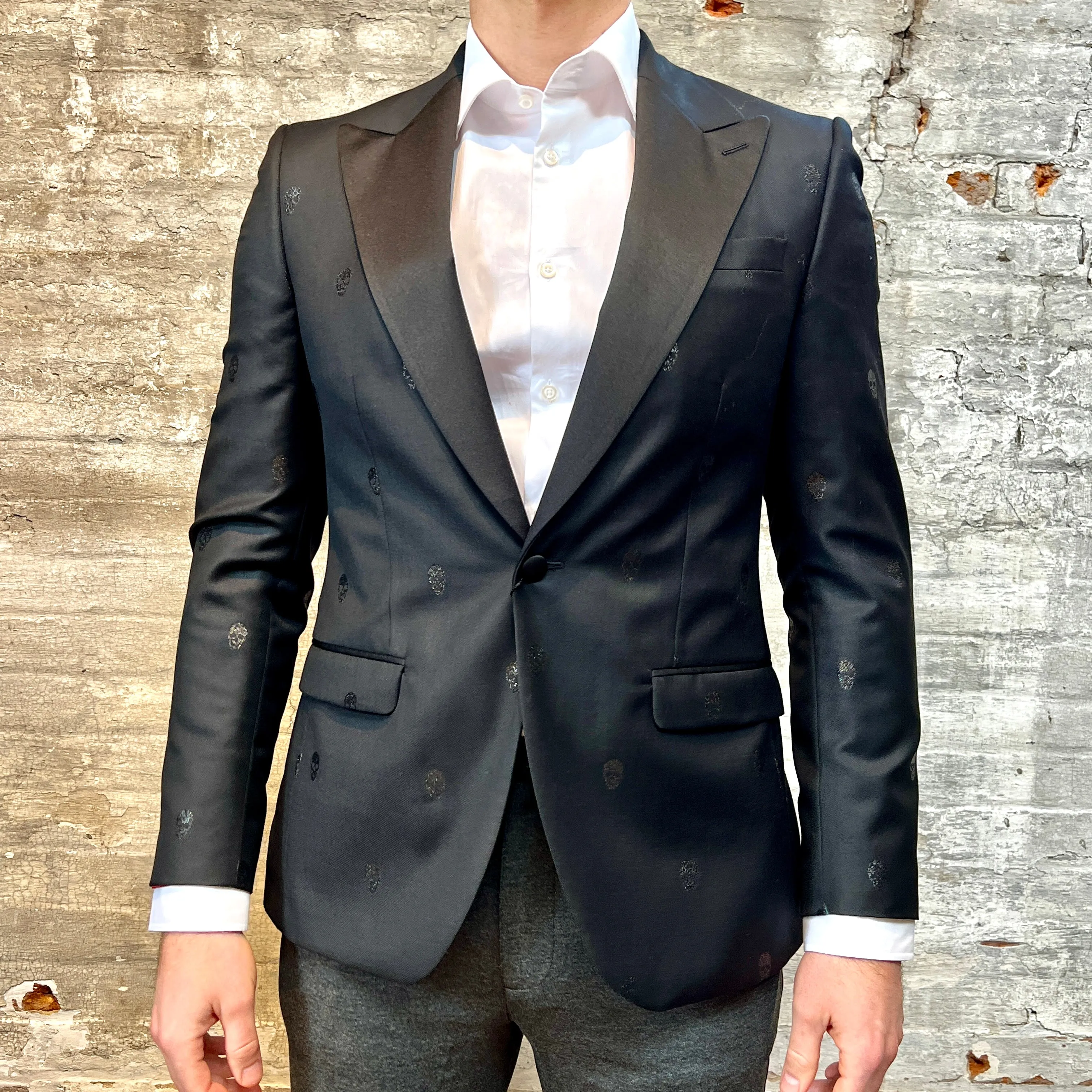 Embossed Skulls Peak Tuxedo Jacket