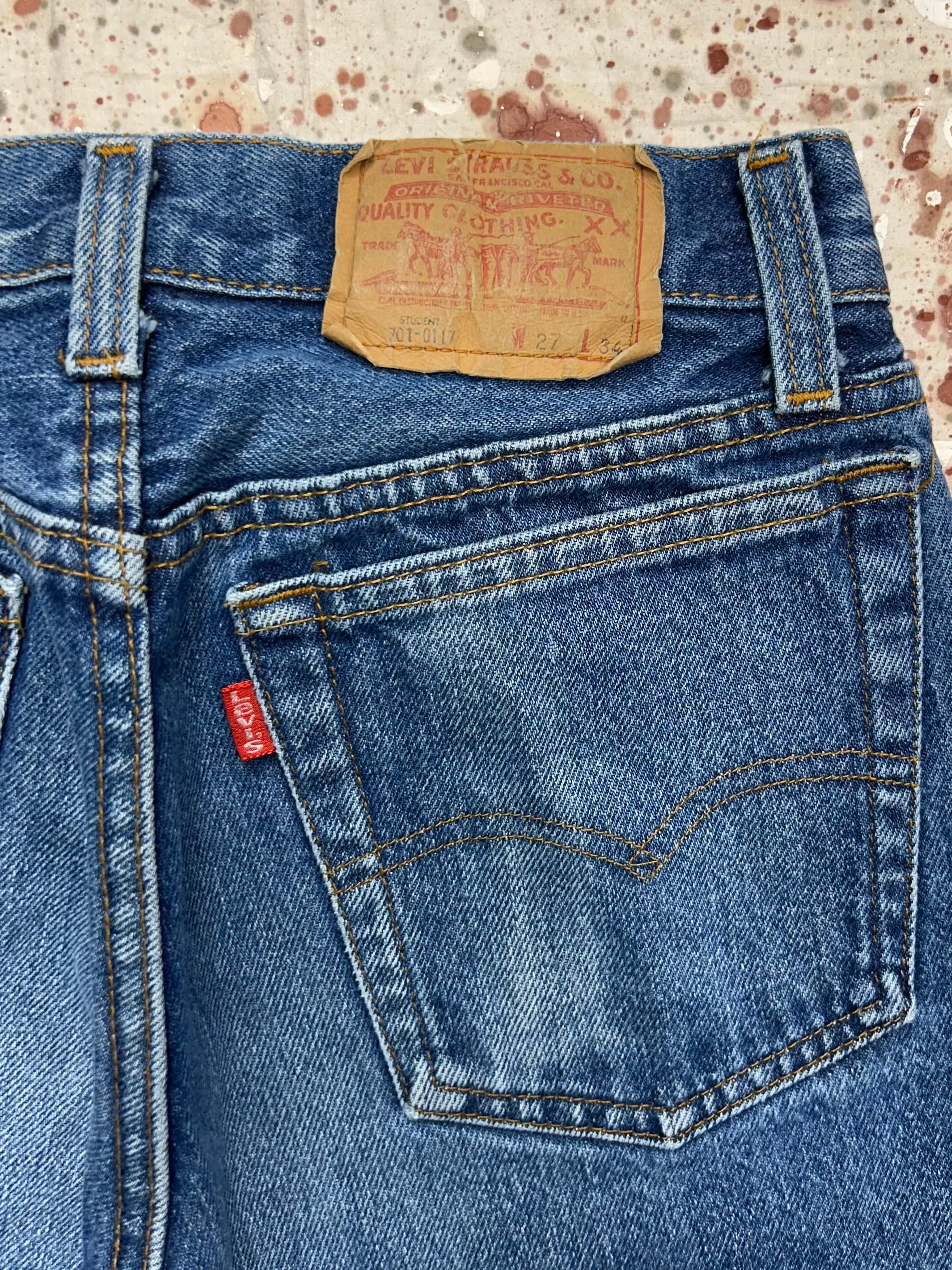 Vintage Levi's 701 Student Fit Superwash Denim Jeans (JYJ0924-291)
